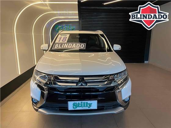 MITSUBISHI OUTLANDER 3.0 GT 4X4 V6 24V GASOLINA 4P AUTOMÁTICO