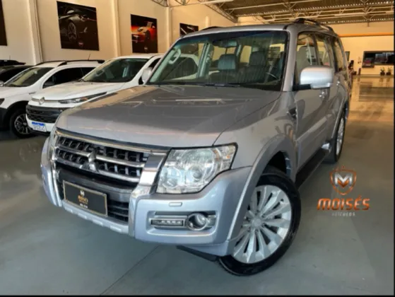 MITSUBISHI PAJERO 3.2 HPE 4X4 7 LUGARES 16V TURBO INTERCOOLER DIESEL 4P AUTOMÁTICO