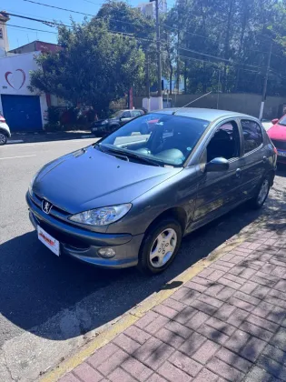 PEUGEOT 206 1.4 FELINE 8V GASOLINA 4P MANUAL