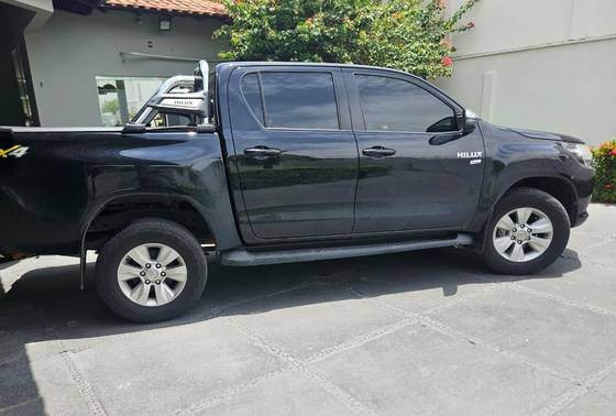 TOYOTA HILUX 2.7 SRV 4X4 CD 16V FLEX 4P AUTOMÁTICO