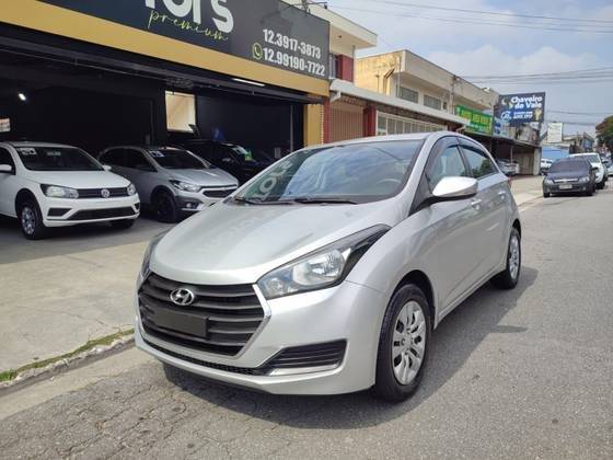 HYUNDAI HB20 1.6 COMFORT PLUS 16V FLEX 4P AUTOMÁTICO