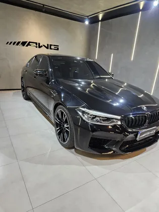 BMW M5 4.4 V8 TWIN POWER M XDRIVE STEPTRONIC
