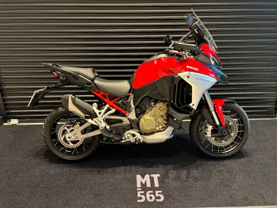 DUCATI MULTISTRADA 1200 V4 S 