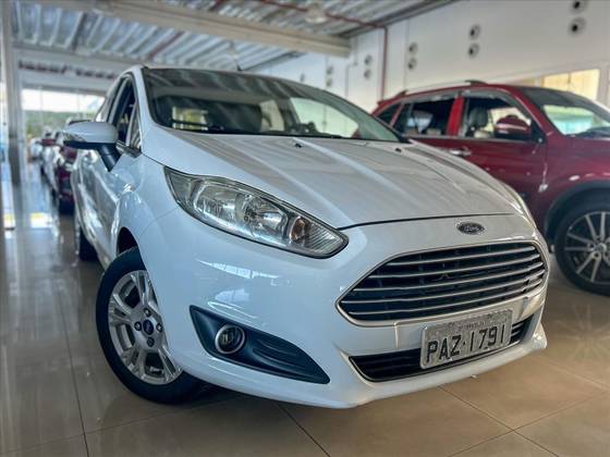 FORD FIESTA 1.6 SE HATCH 16V FLEX 4P MANUAL