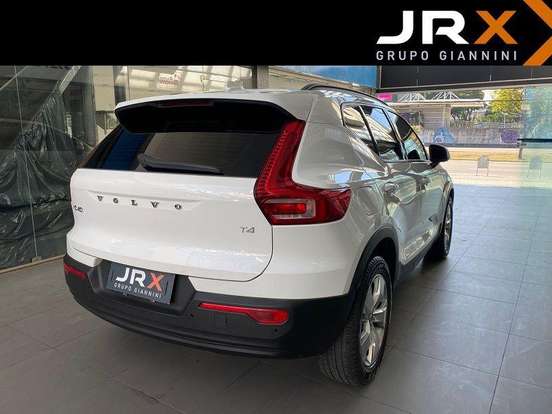 VOLVO-XC40-2.0 T4 GASOLINA GEARTRONIC VOLVO-XC40-2018