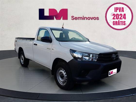 TOYOTA HILUX 2.8 D-4D TURBO DIESEL CS 4X4 MANUAL