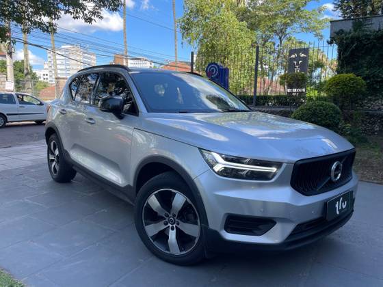 VOLVO XC40 2.0 T4 GASOLINA GEARTRONIC