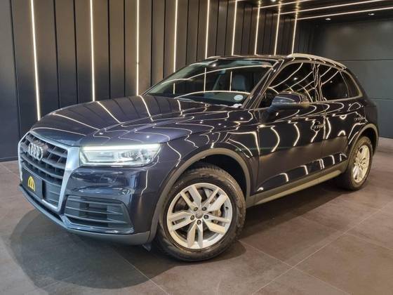 AUDI Q5 2.0 TFSI GASOLINA PRESTIGE S TRONIC