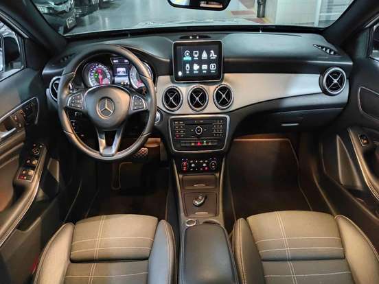 MERCEDES-BENZ-GLA 200-1.6 CGI ENDURO 16V TURBO FLEX 4P AUTOMÁTICO MERCEDES-BENZ-GLA 200-2015