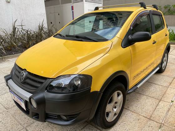 VOLKSWAGEN CROSSFOX 1.6 MI FLEX 8V 4P MANUAL