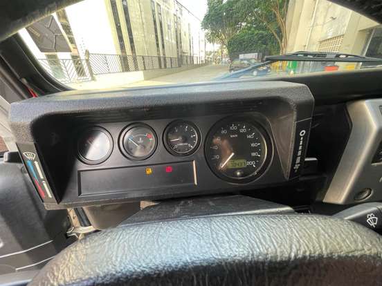 LAND ROVER-DEFENDER-2004