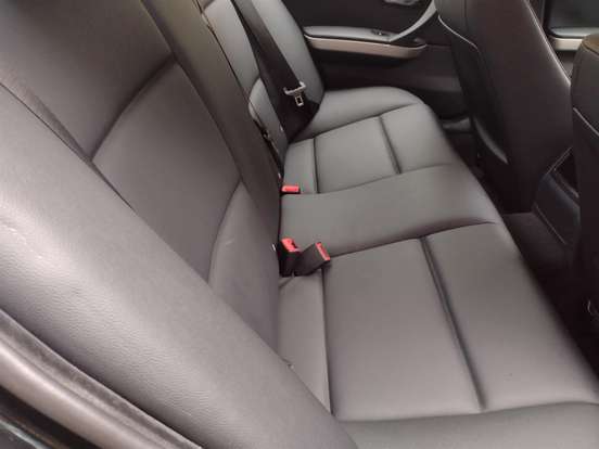 BMW-320i-2.0 16V GASOLINA 4P AUTOMÁTICO BMW-320i-2009