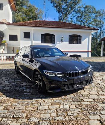 BMW 320i 2.0 16V TURBO GASOLINA M SPORT AUTOMÁTICO