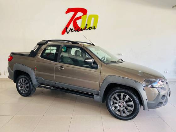 FIAT STRADA 1.8 MPI ADVENTURE CD 16V FLEX 3P MANUAL