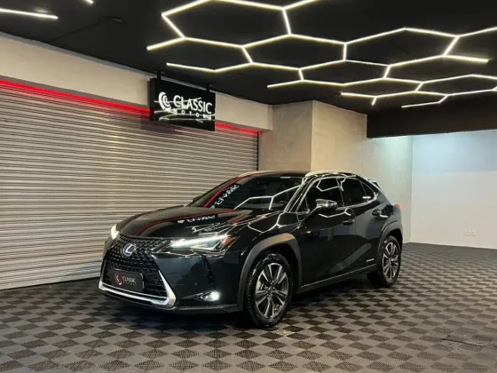 LEXUS UX 250h 2.0 VVT-I HYBRID DYNAMIC CVT