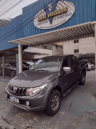 MITSUBISHI L200 TRITON 2.4 16V TURBO DIESEL SPORT HPE CD 4P 4X4 AUTOMÁTICO