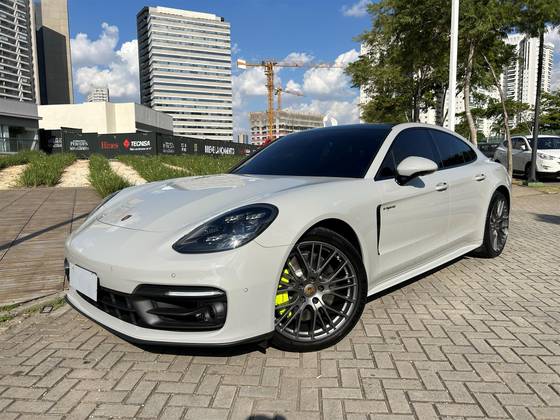 PORSCHE PANAMERA 2.9 V6 E-HYBRID 4 PLATINUM EDITION PDK