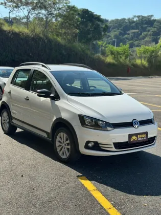 VOLKSWAGEN FOX 1.0 MPI TRACK 12V FLEX 4P MANUAL