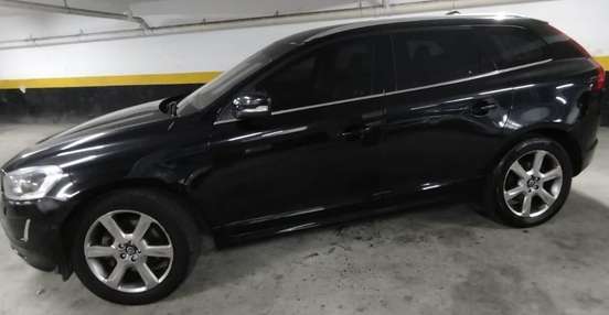 VOLVO-XC60-2013