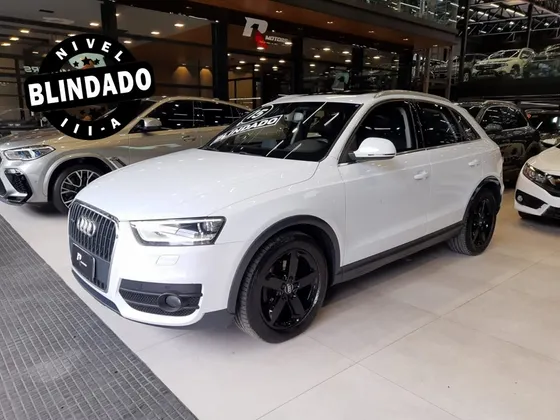 AUDI Q3 2.0 TFSI AMBITION QUATTRO 4P GASOLINA S TRONIC