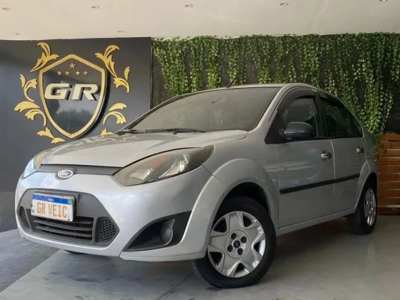 FORD FIESTA 1.0 ROCAM SEDAN 8V FLEX 4P MANUAL