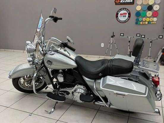 HARLEY-DAVIDSON-ROAD KING CLASSIC HARLEY-DAVIDSON-ROAD KING CLASSIC-2010