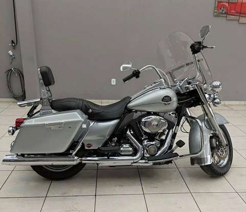 HARLEY-DAVIDSON-ROAD KING CLASSIC-2010