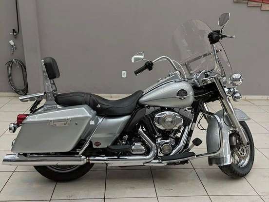 HARLEY-DAVIDSON-ROAD KING CLASSIC HARLEY-DAVIDSON-ROAD KING CLASSIC-2010