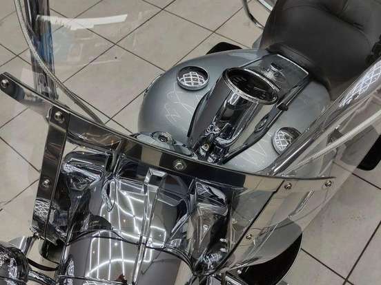 HARLEY-DAVIDSON-ROAD KING CLASSIC HARLEY-DAVIDSON-ROAD KING CLASSIC-2010