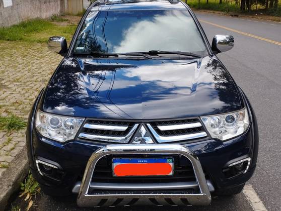 MITSUBISHI L200 TRITON 3.5 HPE 4X4 CD V6 24V FLEX 4P AUTOMÁTICO