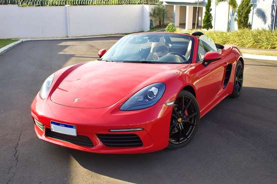 PORSCHE-718-2018