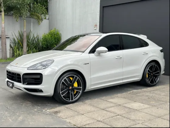 PORSCHE CAYENNE 4.0 V8 E-HYBRID TURBO S COUPÉ AWD TIPTRONIC S