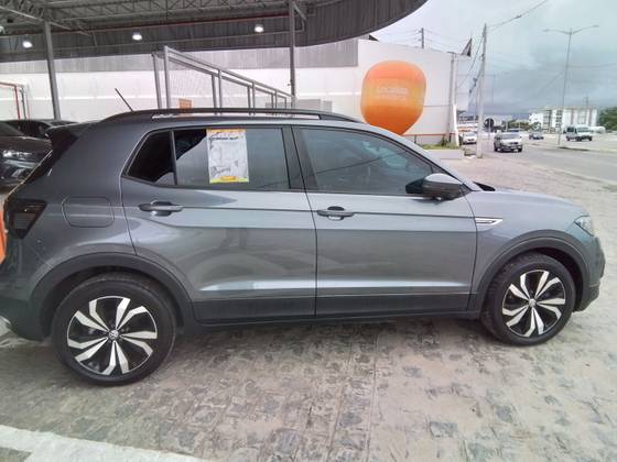 VOLKSWAGEN T-CROSS 1.0 200 TSI TOTAL FLEX COMFORTLINE AUTOMÁTICO