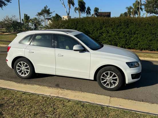 AUDI-Q5-2.0 TFSI ATTRACTION 16V 211CV GASOLINA 4P AUTOMÁTICO AUDI-Q5-2011