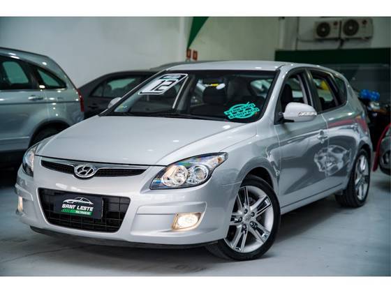 HYUNDAI I30 2.0 MPFI GLS 16V GASOLINA 4P MANUAL