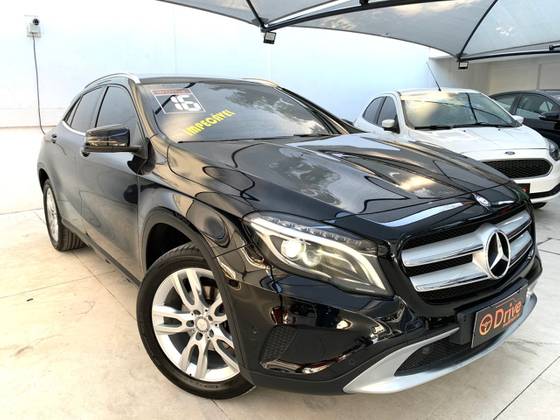 MERCEDES-BENZ GLA 200 1.6 CGI ADVANCE 16V TURBO FLEX 4P AUTOMÁTICO