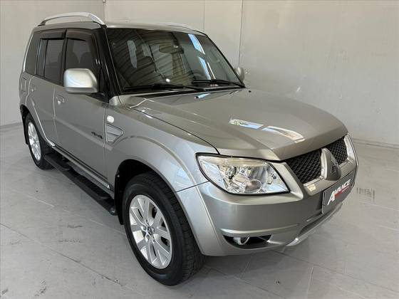 MITSUBISHI PAJERO TR4 2.0 4X4 16V 140CV FLEX 4P AUTOMÁTICO