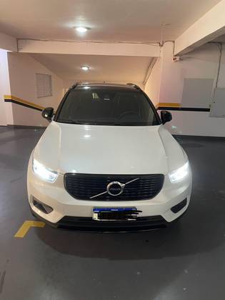 VOLVO XC40 1.5 T5 RECHARGE R-DESIGN GEARTRONIC