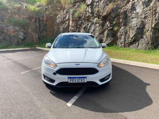 FORD FOCUS 2.0 SE 16V FLEX 4P POWERSHIFT