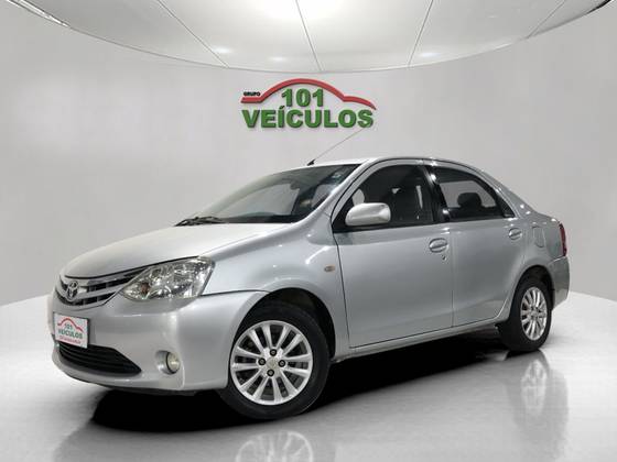 TOYOTA ETIOS 1.5 XLS SEDAN 16V FLEX 4P MANUAL