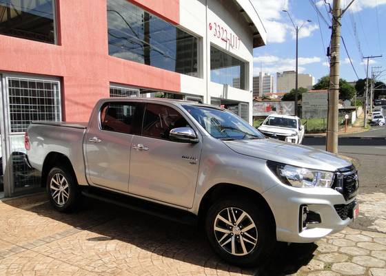 TOYOTA HILUX 2.7 SRV 4X2 CD 16V FLEX 4P AUTOMÁTICO