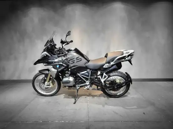 BMW-R 1200 GS ADVENTURE PREMIUM + EXCLUSIVE-2018