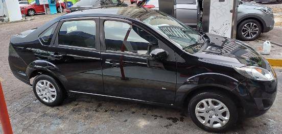 FORD FIESTA 1.6 ROCAM SE SEDAN 8V FLEX 4P MANUAL