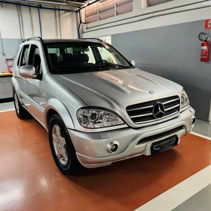 MERCEDES-BENZ-ML 55 AMG-2001