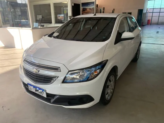 CHEVROLET ONIX 1.4 MPFI LT 8V FLEX 4P MANUAL