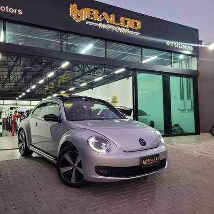 VOLKSWAGEN FUSCA 2.0 TSI 16V R-LINE GASOLINA 2P AUTOMÁTICO