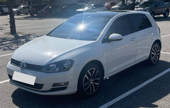 VOLKSWAGEN GOLF 1.4 TSI HIGHLINE 16V GASOLINA 4P AUTOMÁTICO