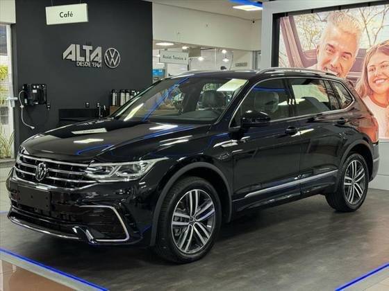 VOLKSWAGEN TIGUAN 2.0 300 TSI GASOLINA ALLSPACE R-LINE AUTOMÁTICO