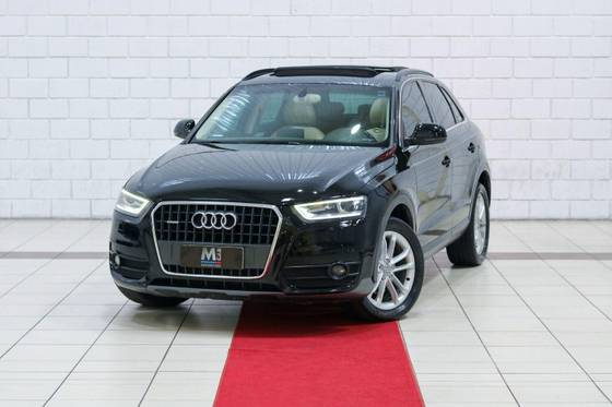 AUDI Q3 2.0 TFSI AMBIENTE QUATTRO 4P GASOLINA S TRONIC