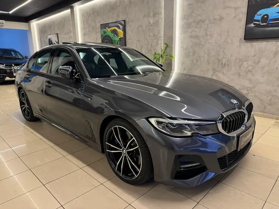 BMW 330i 2.0 16V TURBO GASOLINA M SPORT AUTOMÁTICO